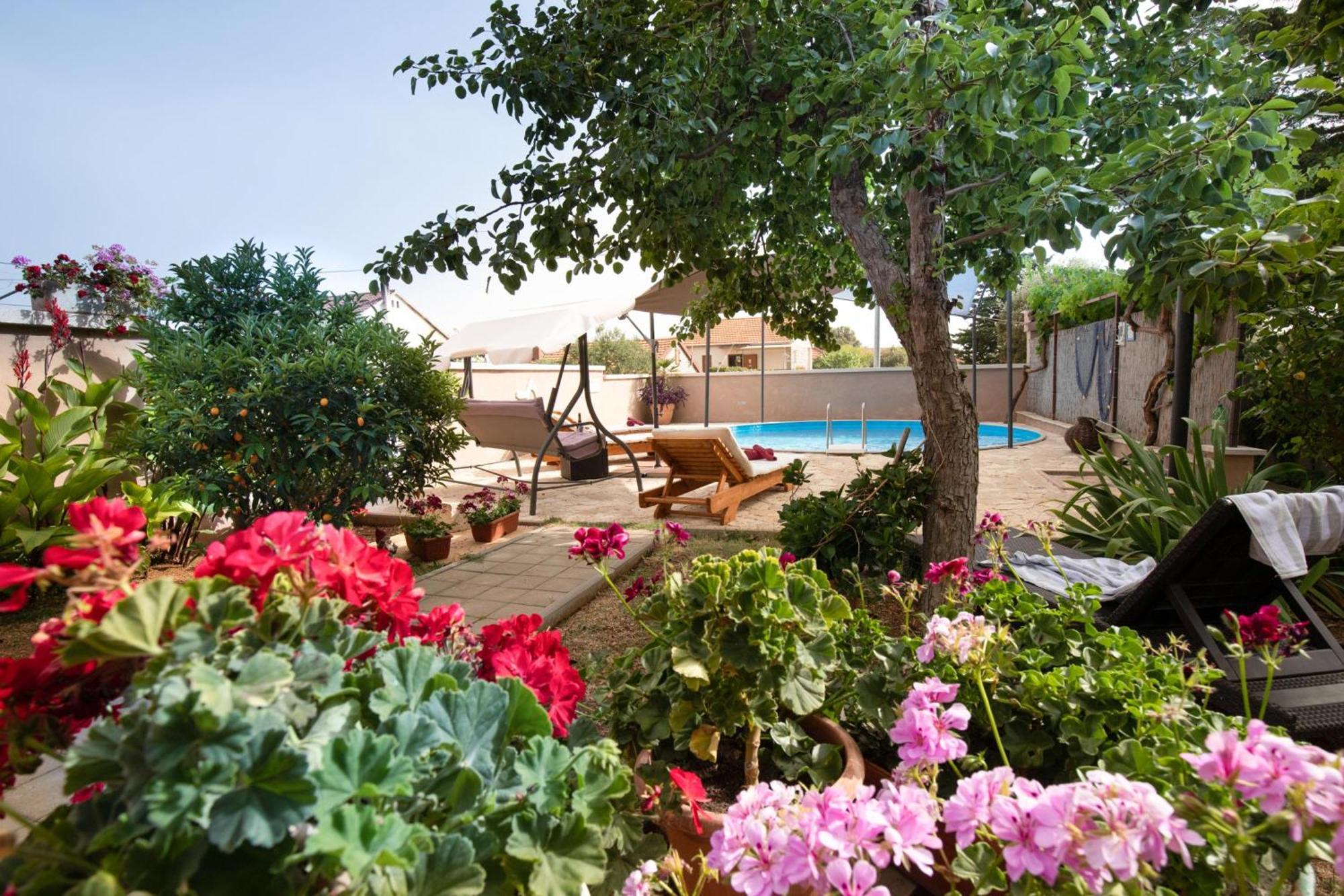 Pool Apartment Bakija 2 - Happy Rentals Pakoštane Esterno foto