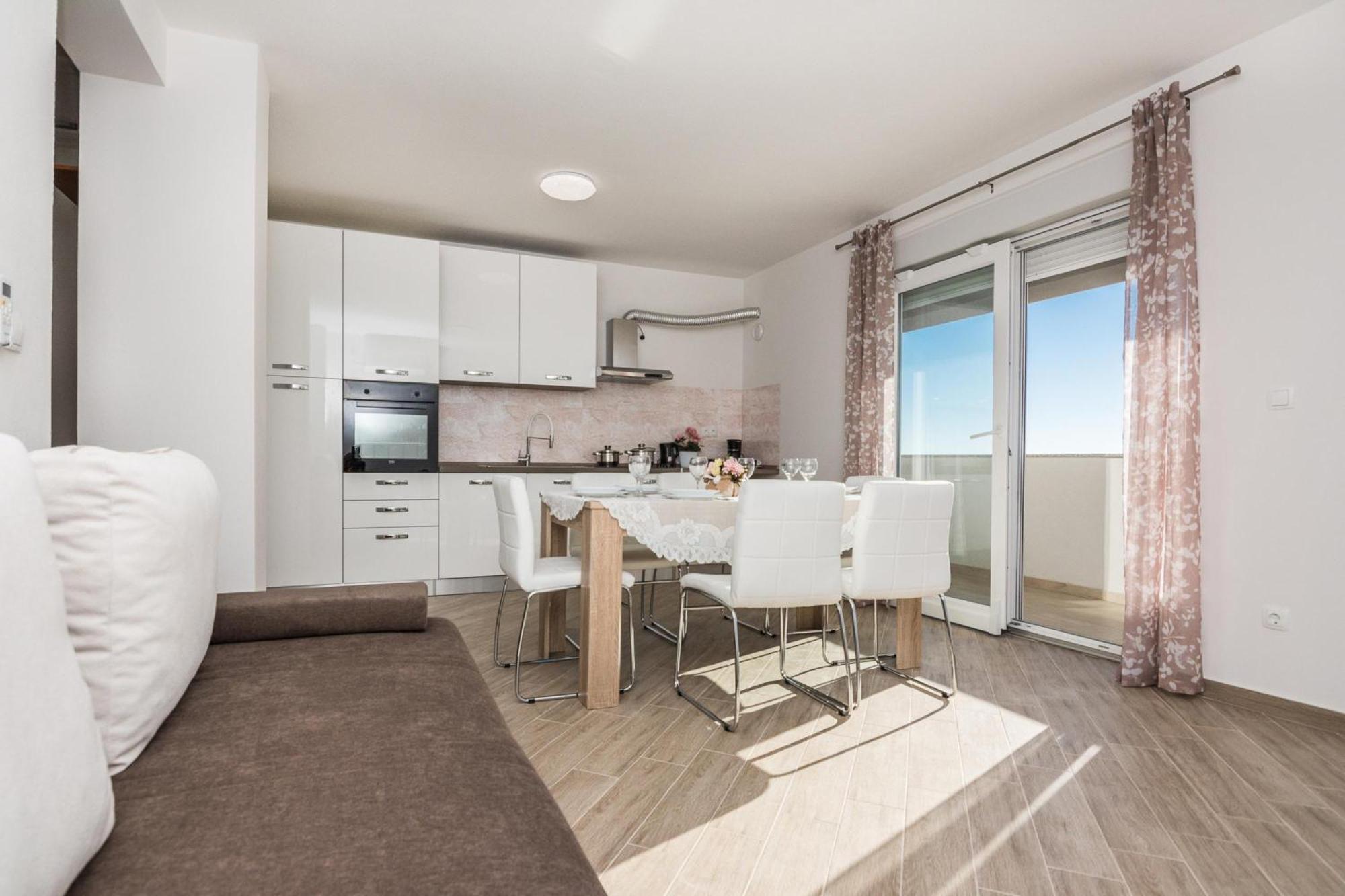 Pool Apartment Bakija 2 - Happy Rentals Pakoštane Esterno foto